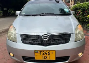 Photo - Toyota Corolla Spacio 2005 Silver
