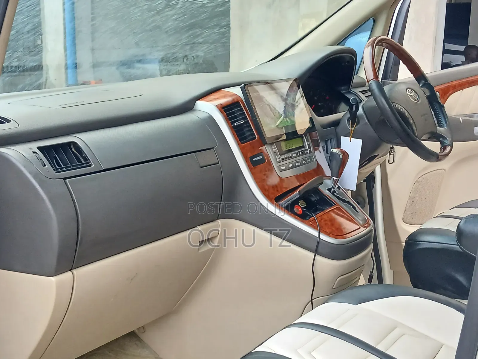 Toyota Alphard 2007 White