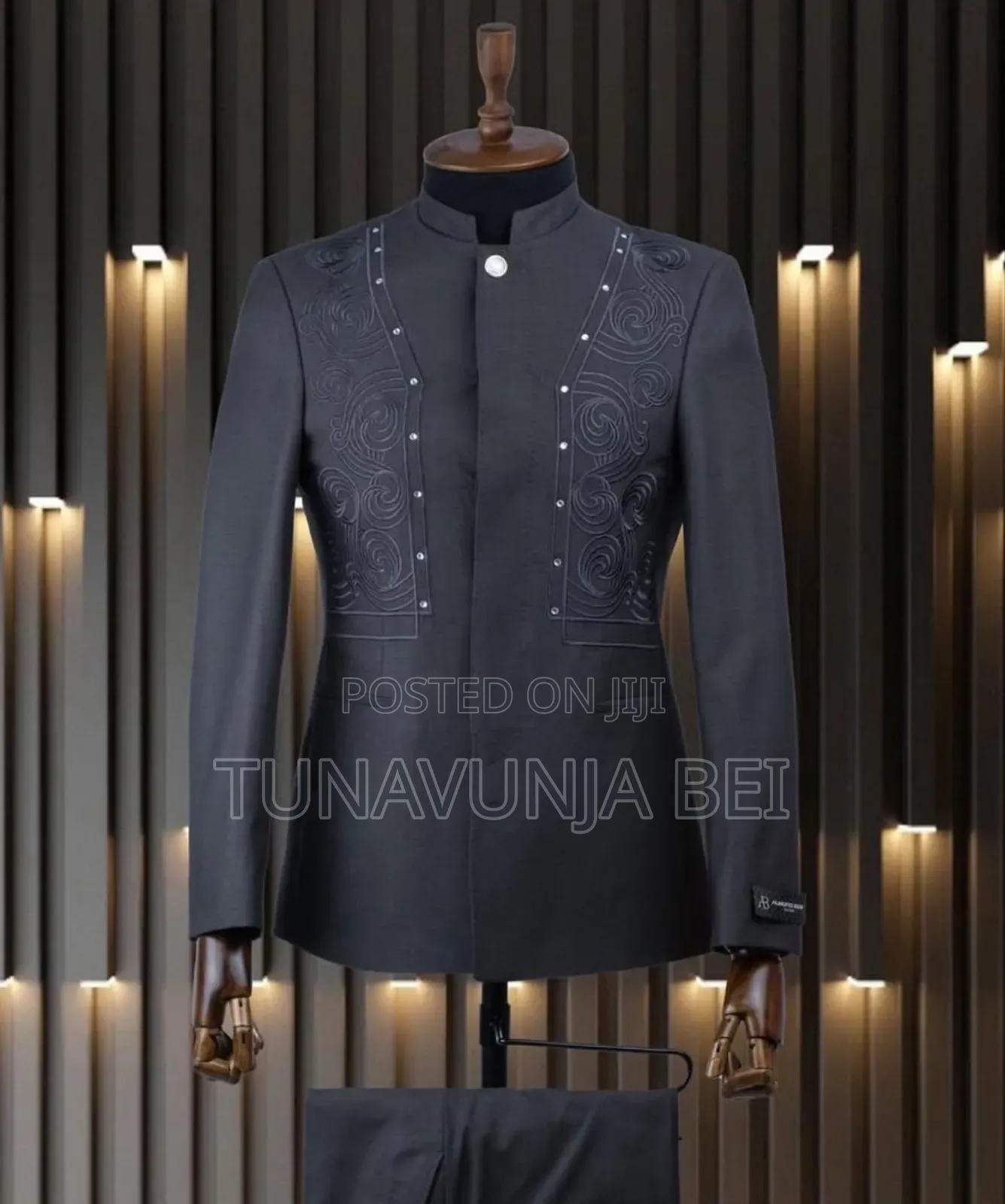 Kaunda Suit