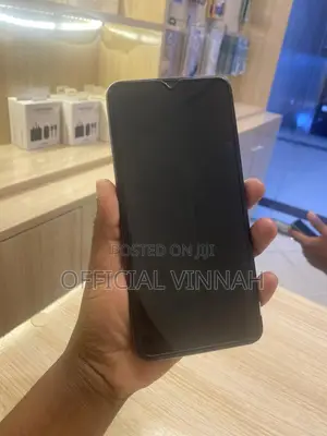 Vivo V19 256 GB Purple