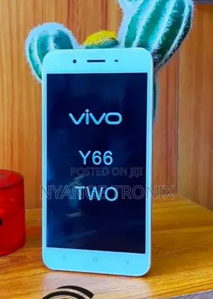 Vivo Y66i 32 GB Gold