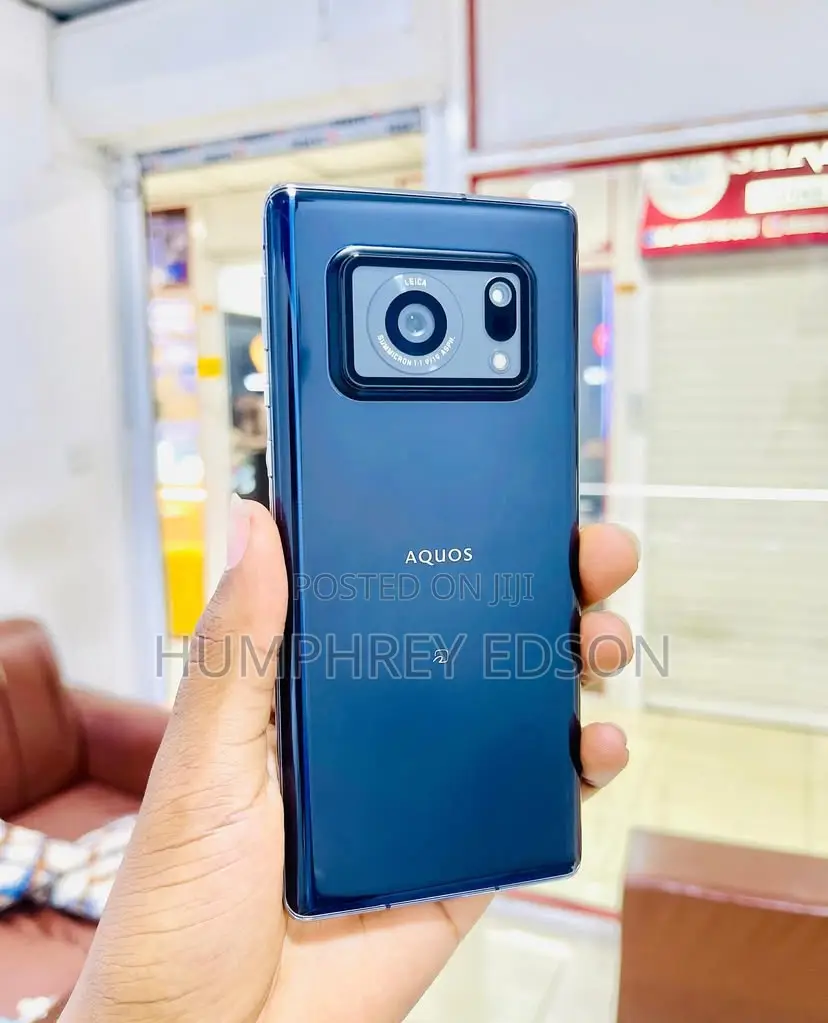 Sharp Aquos R6 128 GB Black