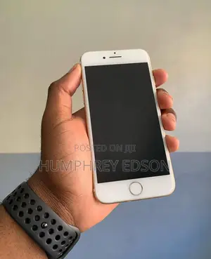 Apple iPhone 7 32 GB Silver