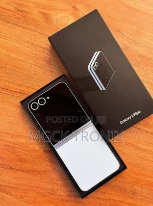 New Samsung Galaxy Z Flip6 256 GB Blue