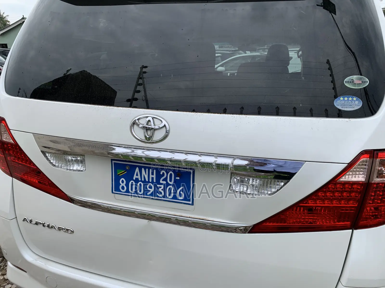 Toyota Alphard 2010 White