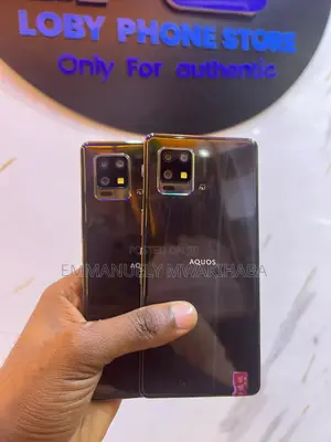 Sharp Aquos zero6 128 GB Black