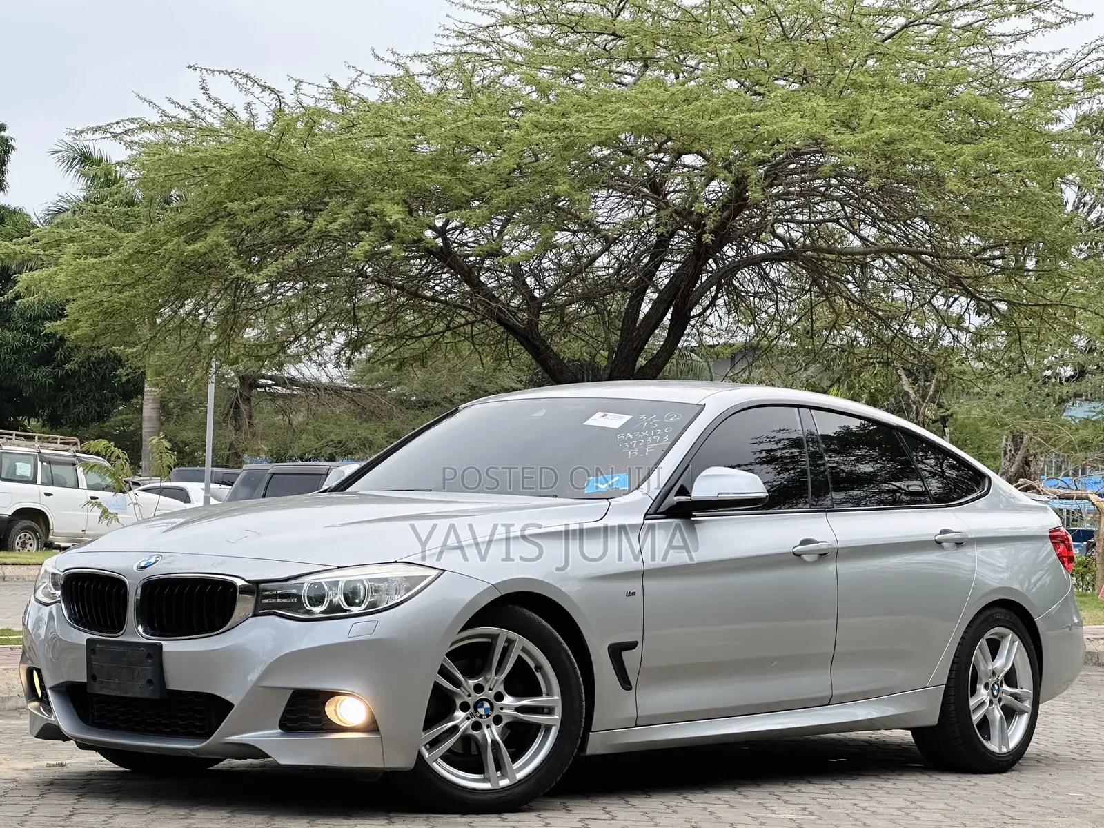 BMW 320i 2013 Silver