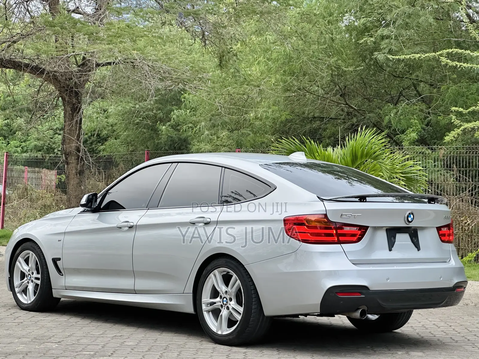 BMW 320i 2013 Silver