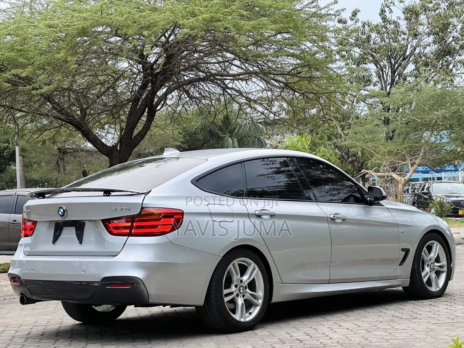 BMW 320i 2013 Silver