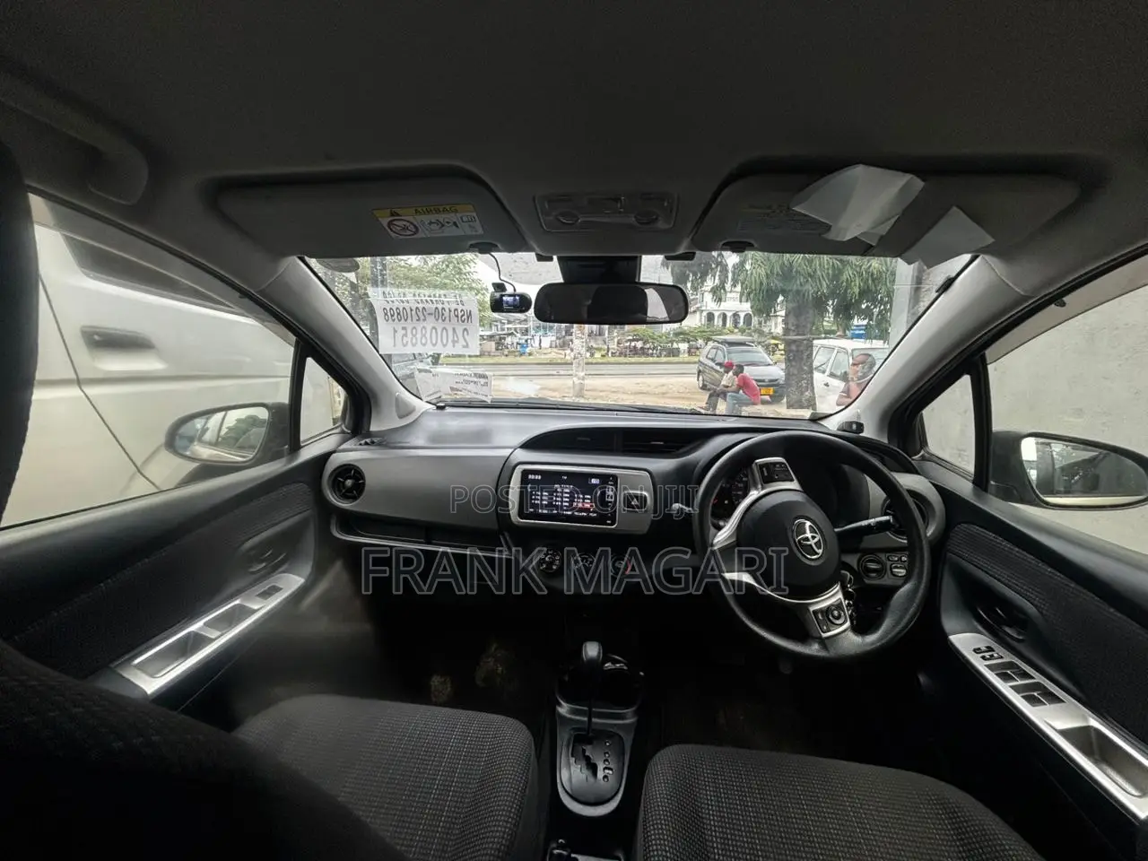 Toyota Vitz 2015 Gold