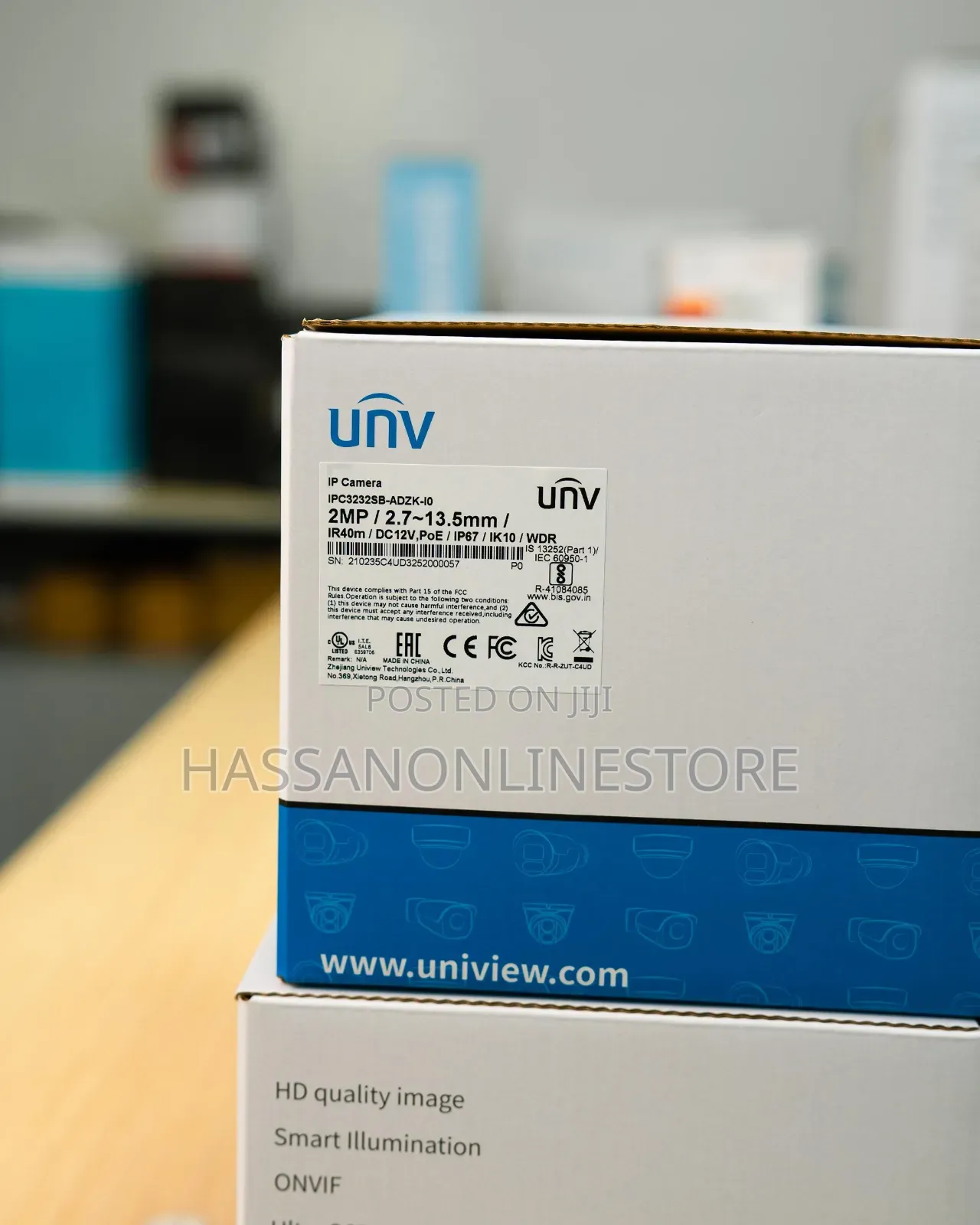 Unv Ipc3232sb-Adzk-I0 2mp Vf Ir Dome Network Camera