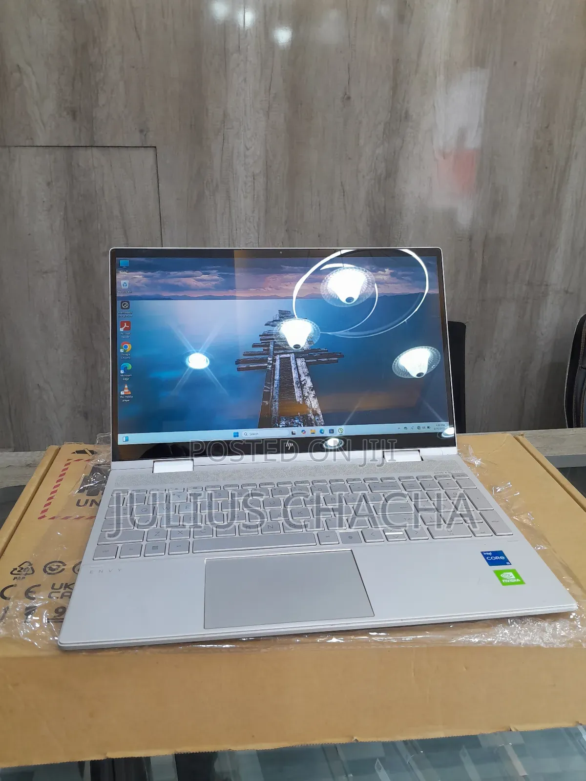Laptop HP Envy X360 15-Cp0013nr 16GB Intel Core I5 SSD 512GB