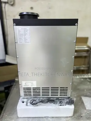 Commercial Ice Maker 40kg/24hrs