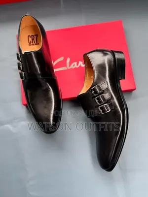 Viatu Official Vya Kiume Vya Cr7