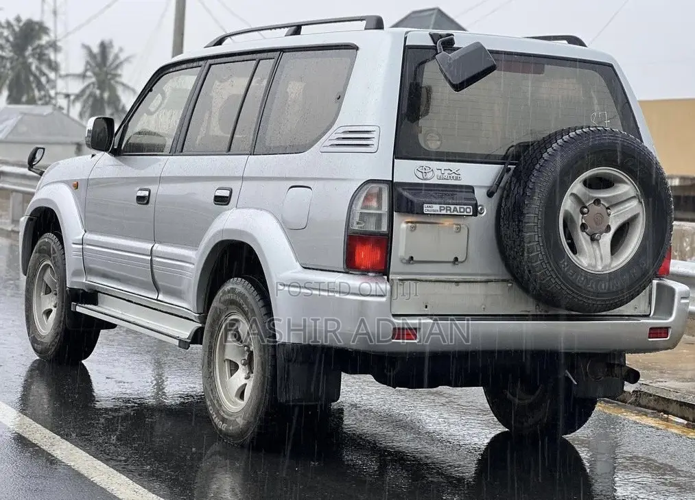 Toyota Land Cruiser Prado 3.0 TD 1997 Silver