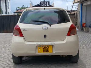 Toyota Vitz 2006
