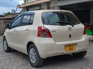 Toyota Vitz 2006