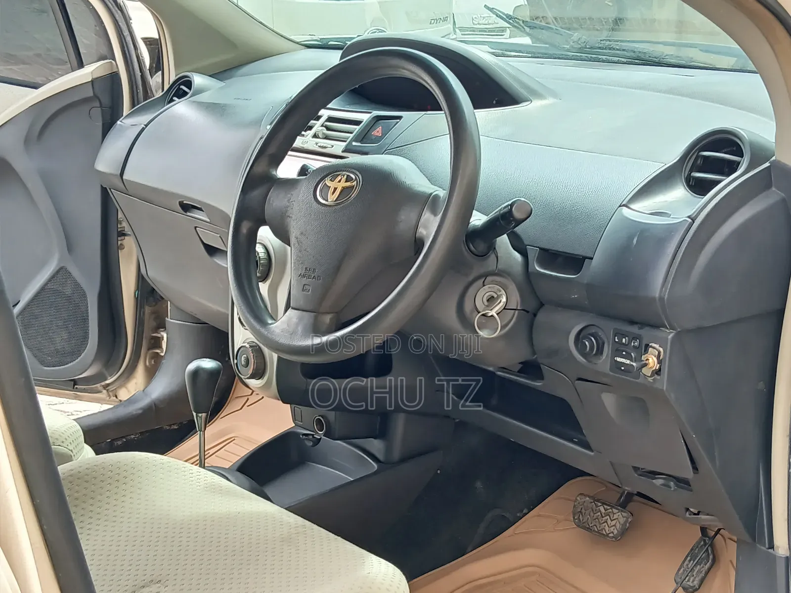 Toyota Vitz 2006