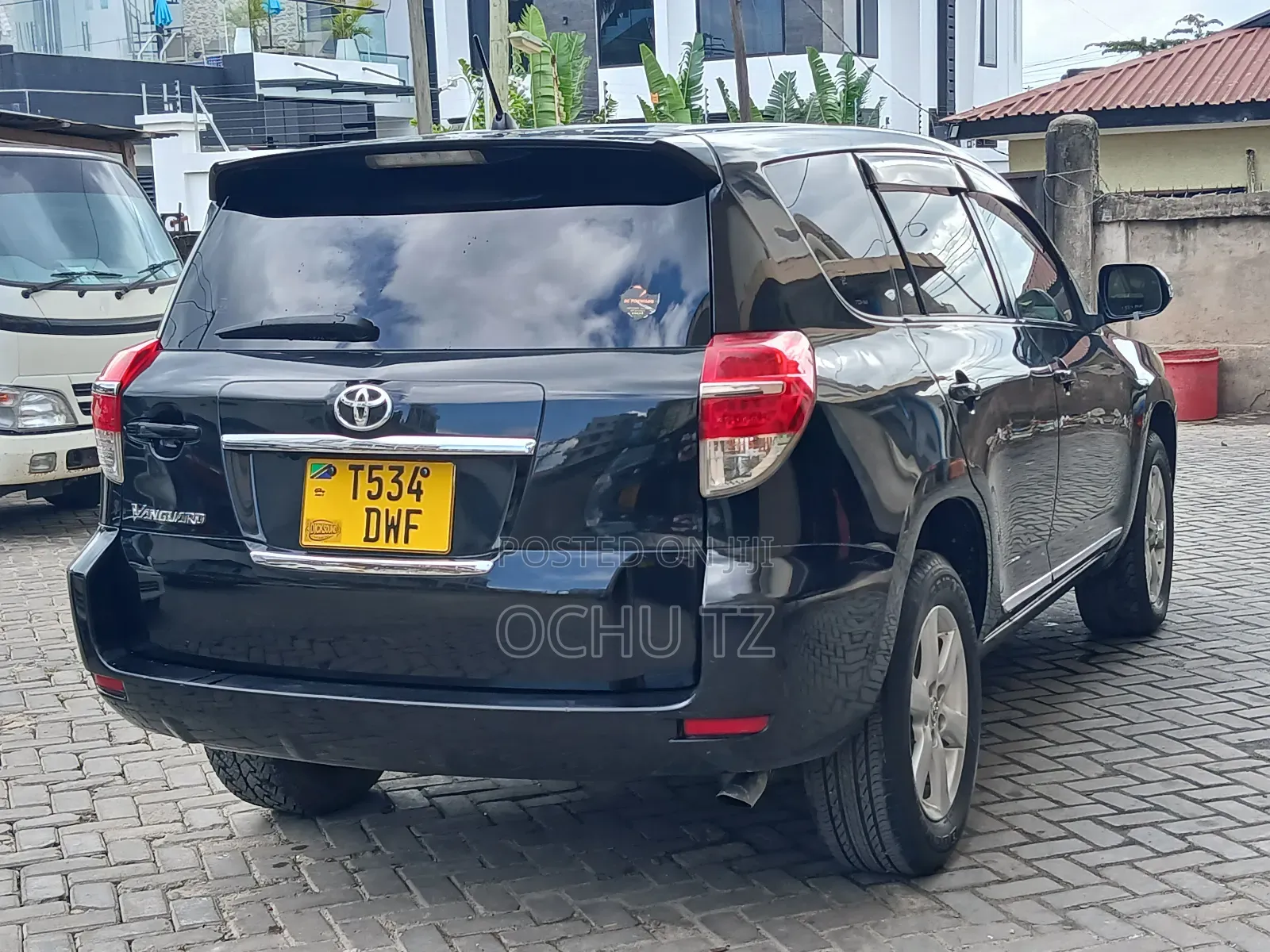 Toyota Vanguard 2012 Black