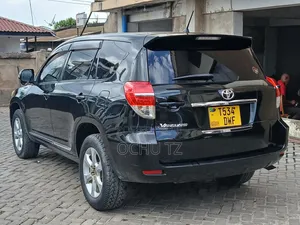 Toyota Vanguard 2012 Black
