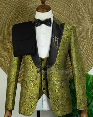 Beyond the Everday /Suit That Define You