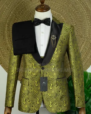 Beyond the Everday /Suit That Define You