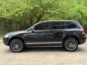 Volkswagen Touareg 2006 Black