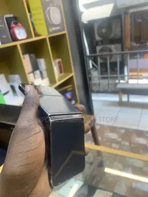 Samsung Galaxy Z Flip4 128 GB Black
