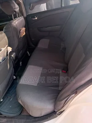 Toyota Carina 2001 White