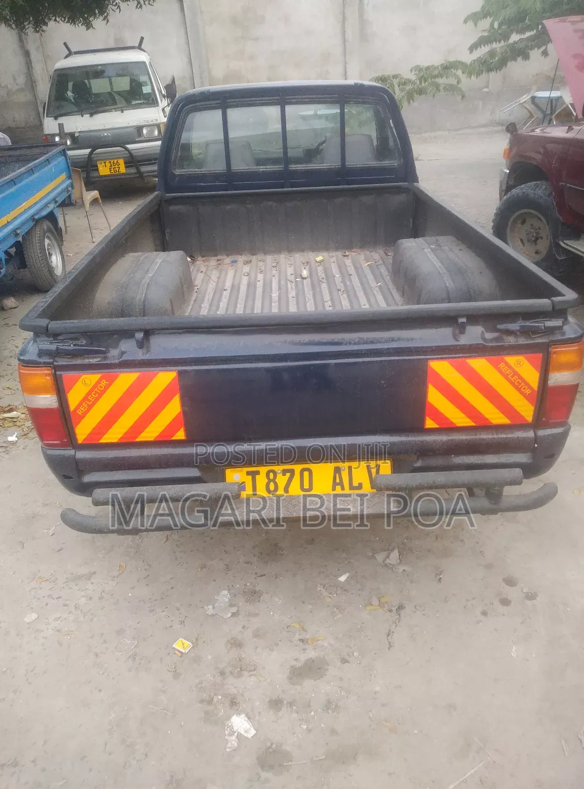 Toyota Hilux 1999 Blue