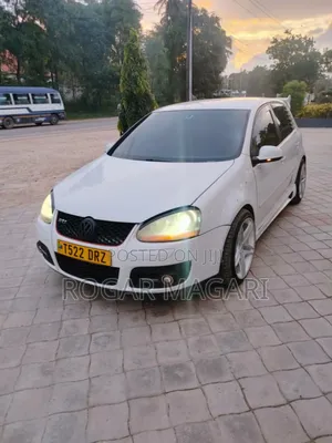 Photo - Volkswagen Golf GTI 2.0 2006 White