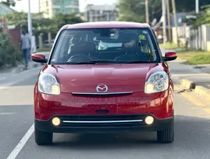 Mazda Verisa 2010 Red