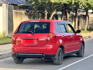 Mazda Verisa 2010 Red