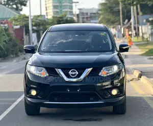 Nissan X-Trail 2.0 Petrol AWD 2015 Black