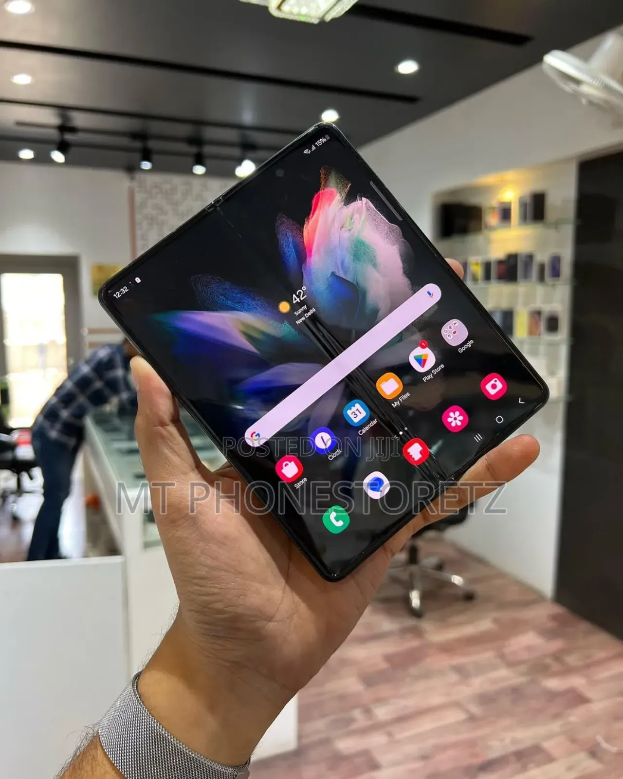 New Samsung Galaxy Z Fold 3 256 GB Black
