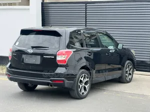Subaru Forester 2012 Black