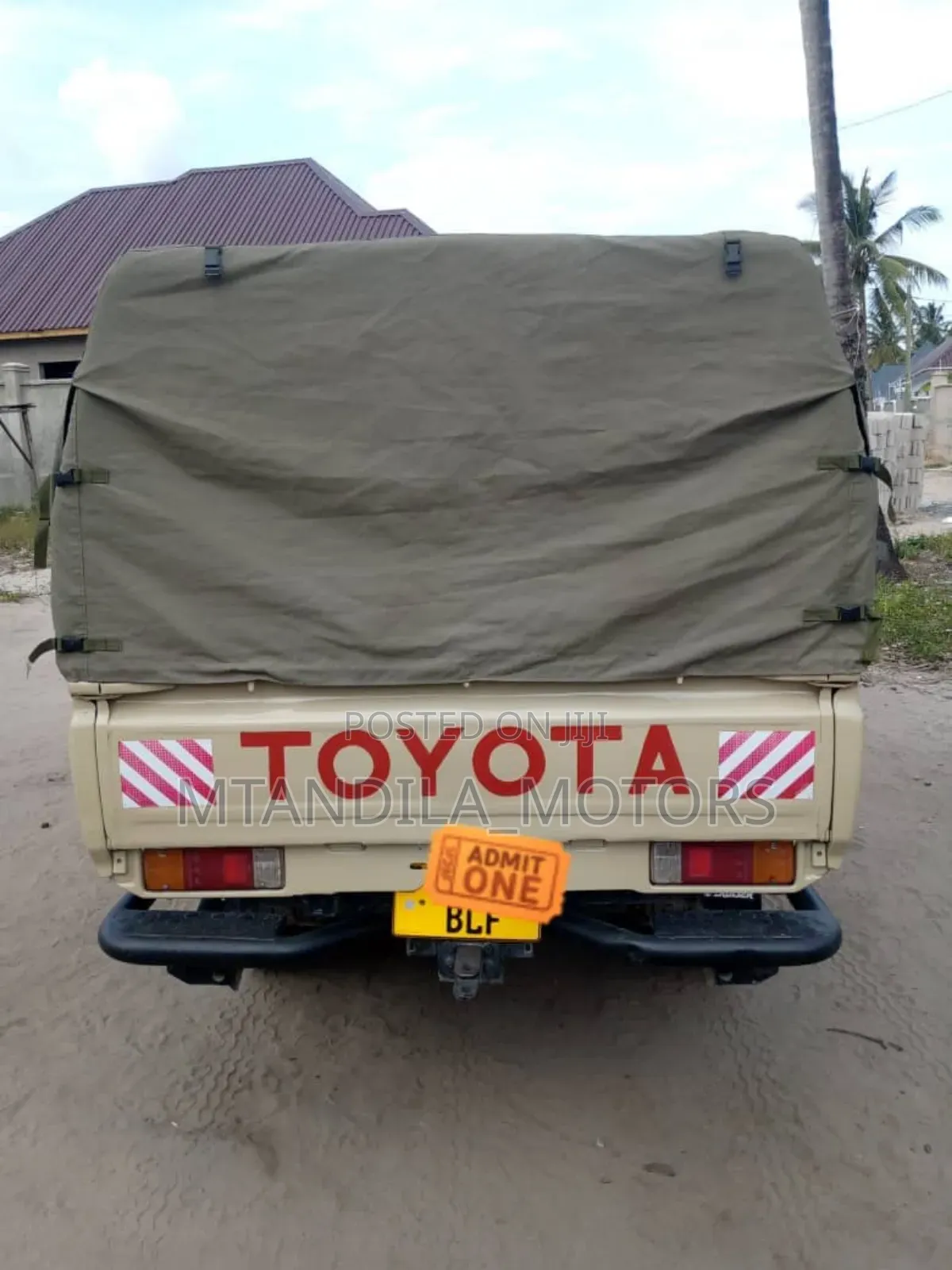Toyota Land Cruiser 90 3.0 D 1996 Beige