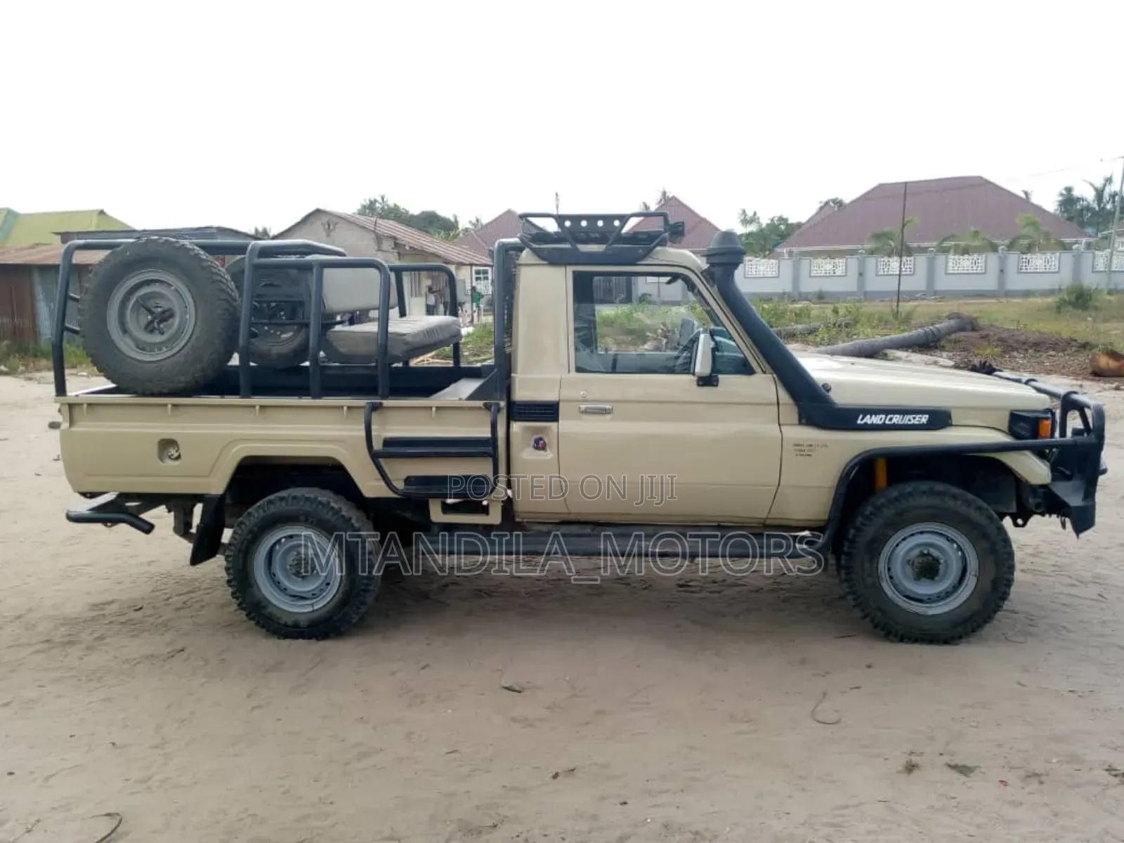 Toyota Land Cruiser 90 3.0 D 1996 Beige