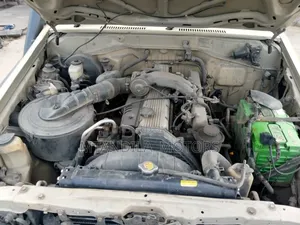 Toyota Land Cruiser 90 3.0 D 1996 Beige