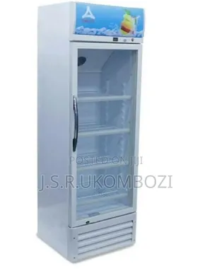 Delta Showcase Fridge 220l