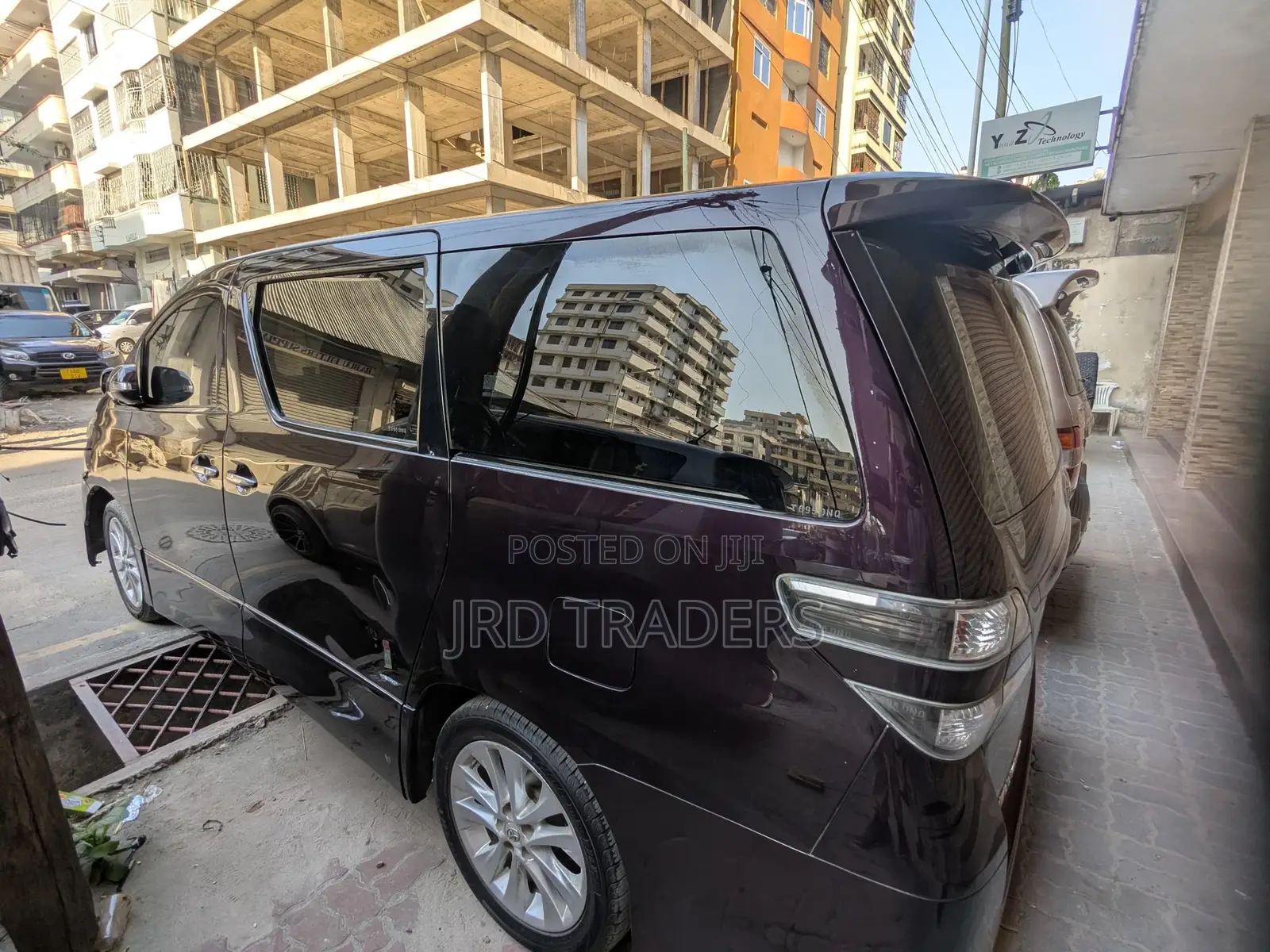 Toyota Alphard 2009 Purple