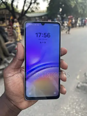 Samsung Galaxy A05 64 GB White