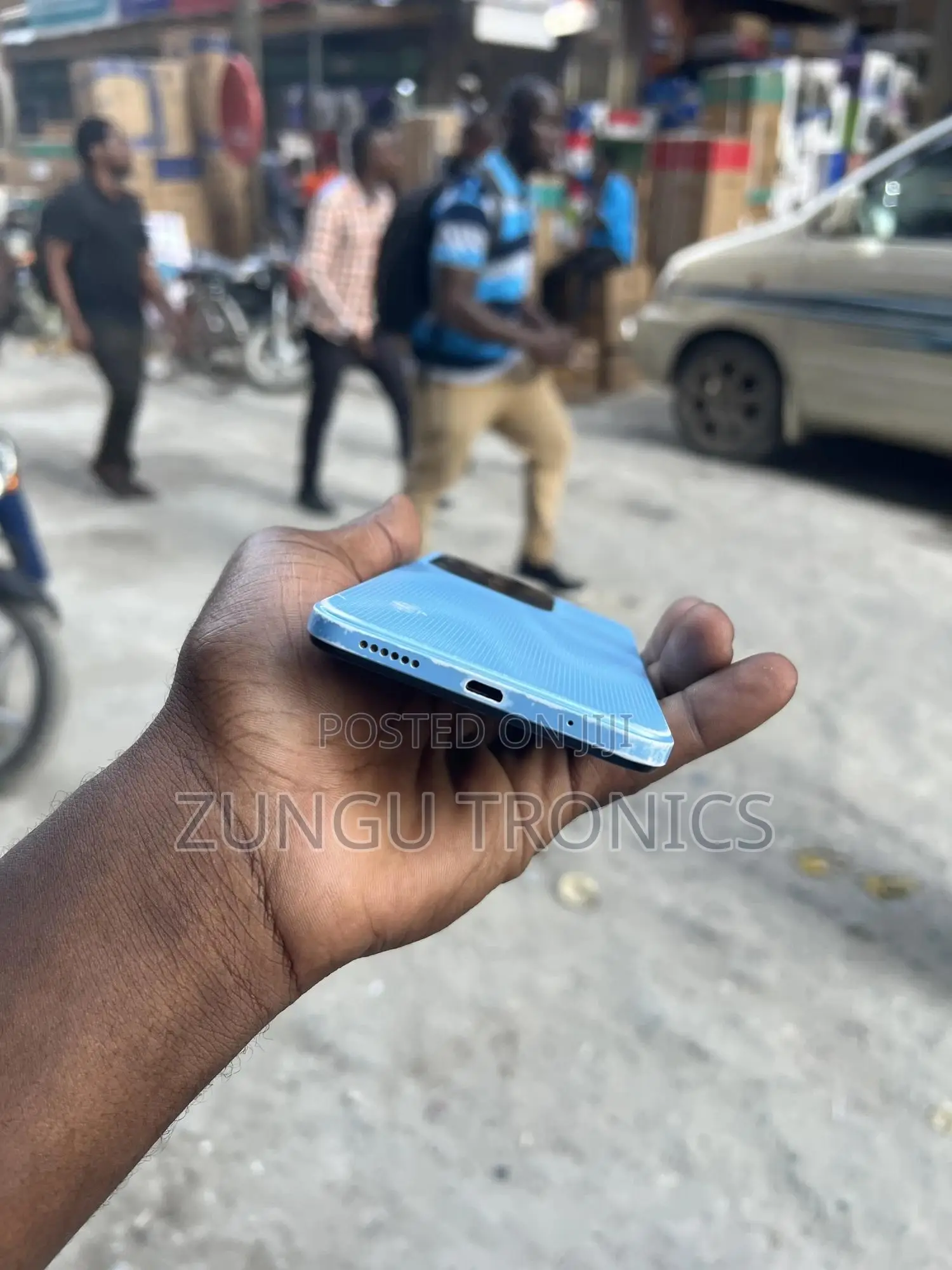 Itel A04 32 GB Blue