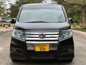 Photo - Honda Stepwgn 2011 Black