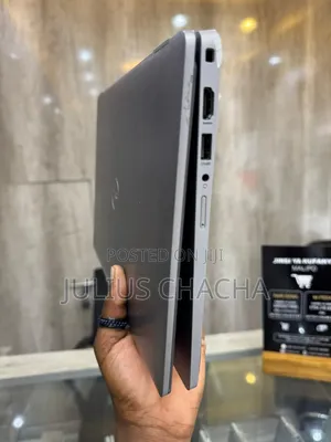 Laptop Dell Latitude 5320 16GB Intel Core I7 SSD 256GB