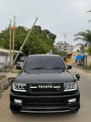 Photo - Toyota Land Cruiser 2004 Black