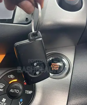 Toyota Vanguard 2012 Gray