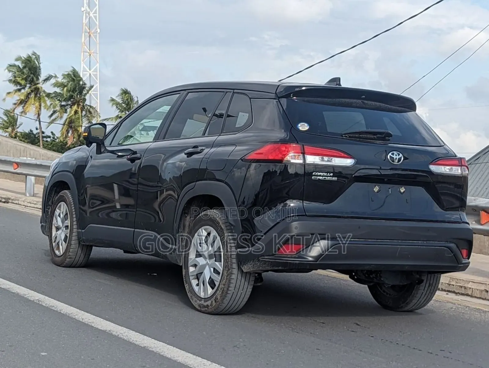Toyota Corolla Cross 1.8 Hybrid AWD 2022 Black