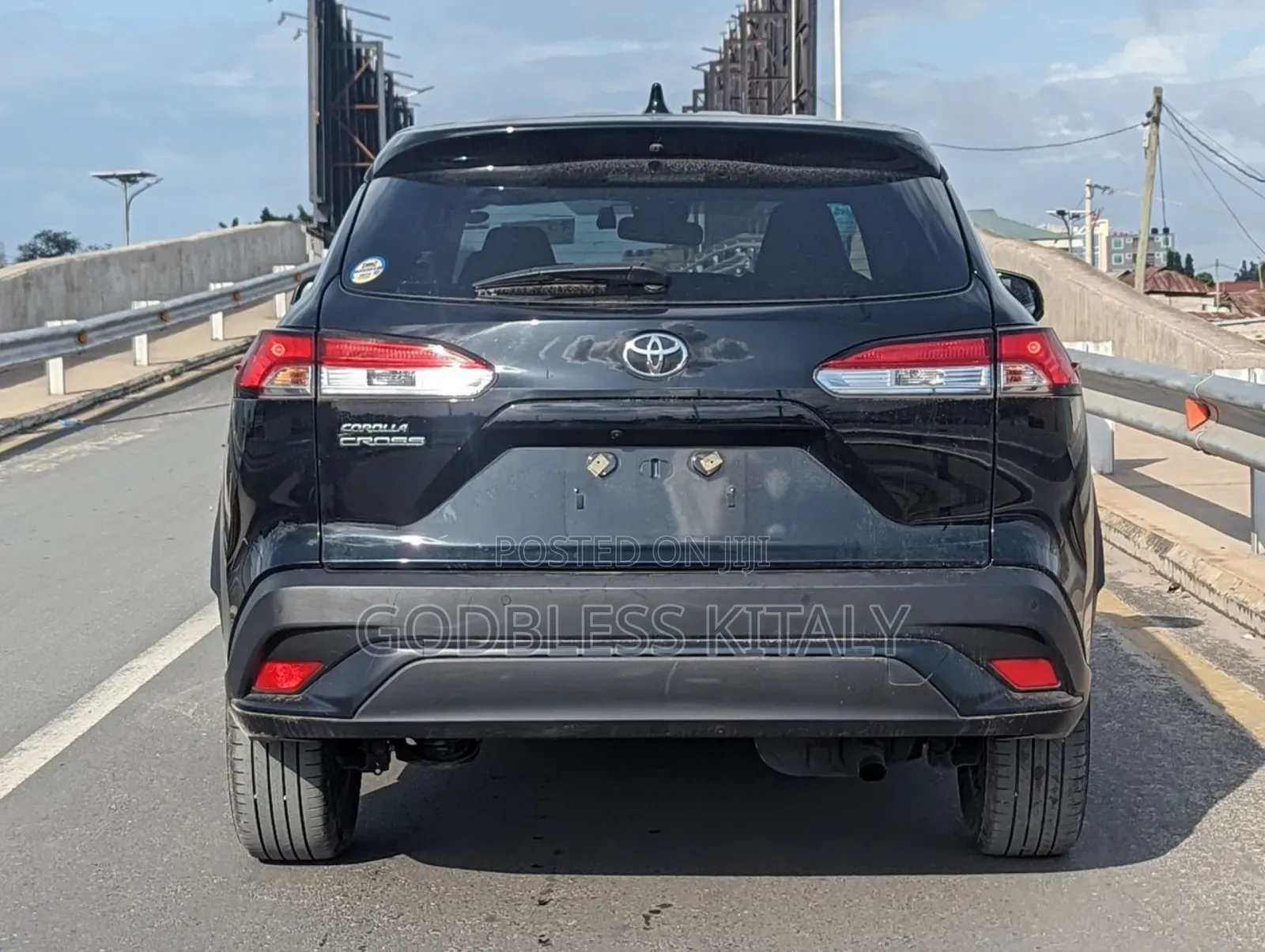 Toyota Corolla Cross 1.8 Hybrid AWD 2022 Black