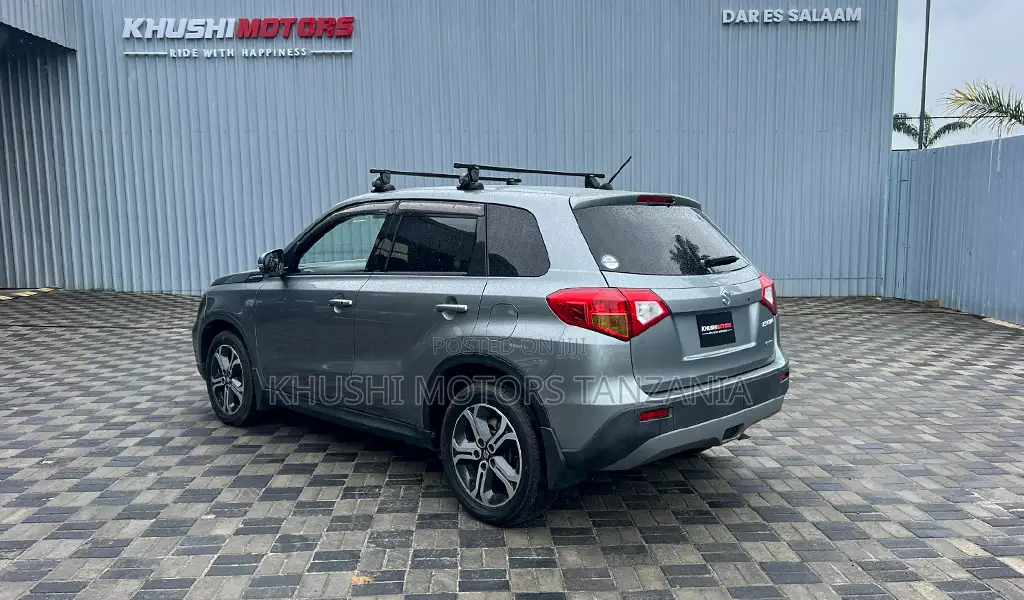 Suzuki Escudo 2015 Gray
